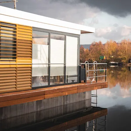 Hébergement de vacances Floatinghouse Goldener Anker - Lp10 *