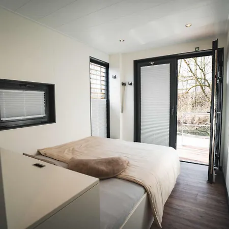 Floatinghouse Goldener Anker - Lp10